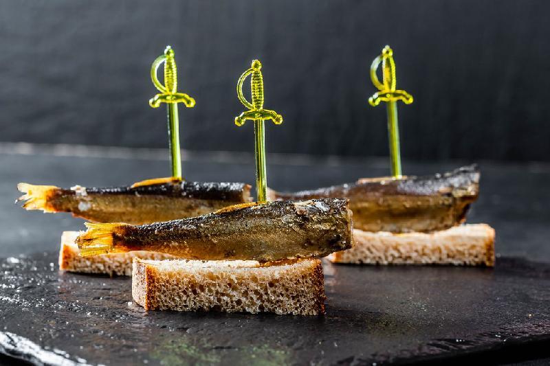 Canape sprat