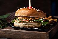 Toyuq Burger