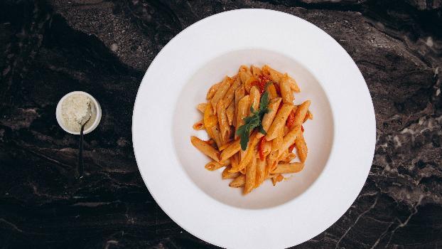 PENNE AL’ARRABIATA (V) 