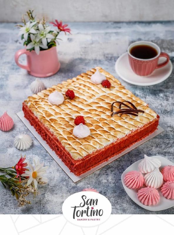 Raspberry cake