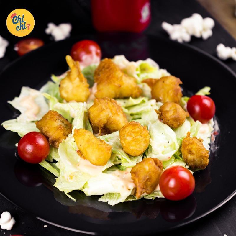 Toyuq pop korn salatı
