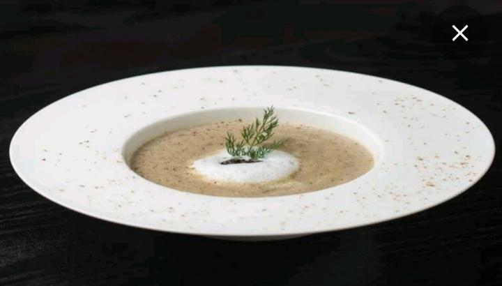 Göbələk şorbası