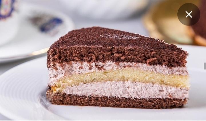 Şokaladlı Çiyələkli Tort