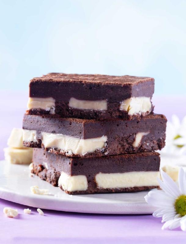 Beyaz çikolatalı Brownie