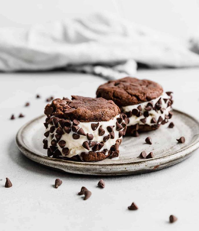Ice-cream sandwhic
