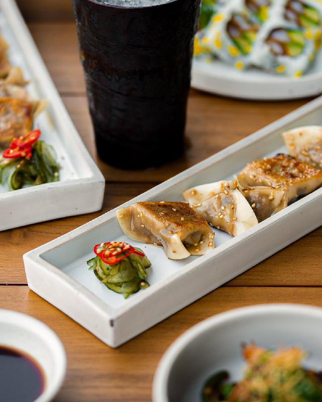 Gindara to kani no gyoza