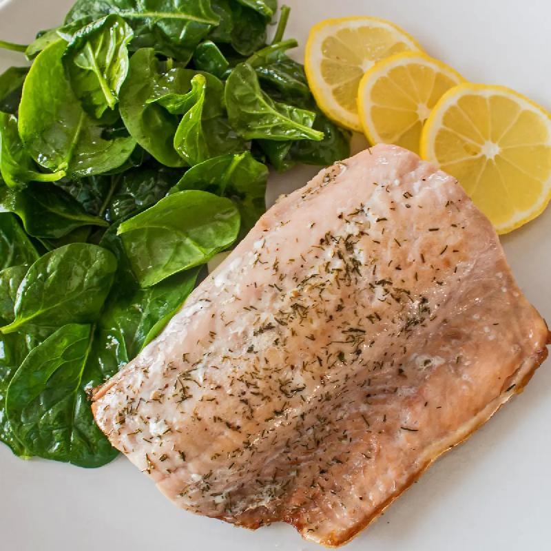 Il Salmone Scottato al Pane Aromatico