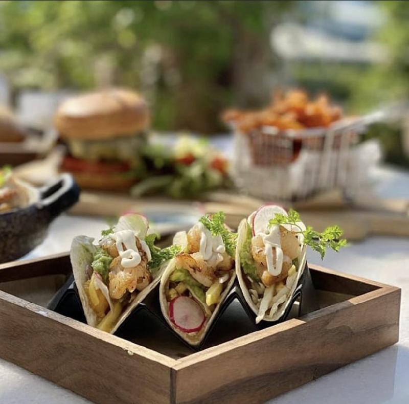 Grilled prawn tacos