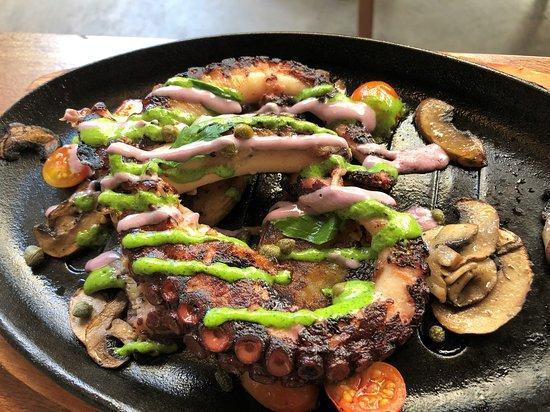 PULPO AHUMADO