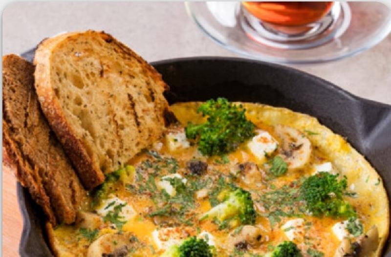 Tavada Tərəvəzli Omlet