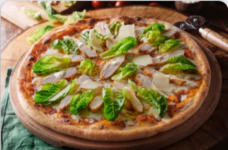 Toyuqlu Sezar Pizza 