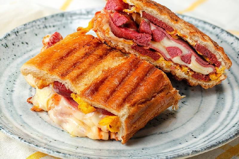 Özəl tost