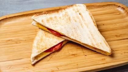 Pendirli tost