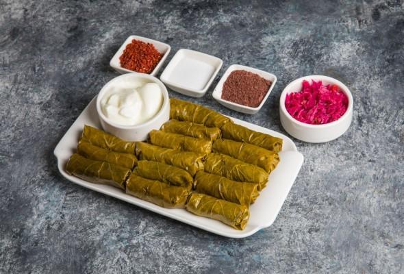 Yarpaq Dolması