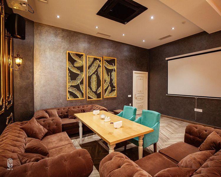 Interior view 2