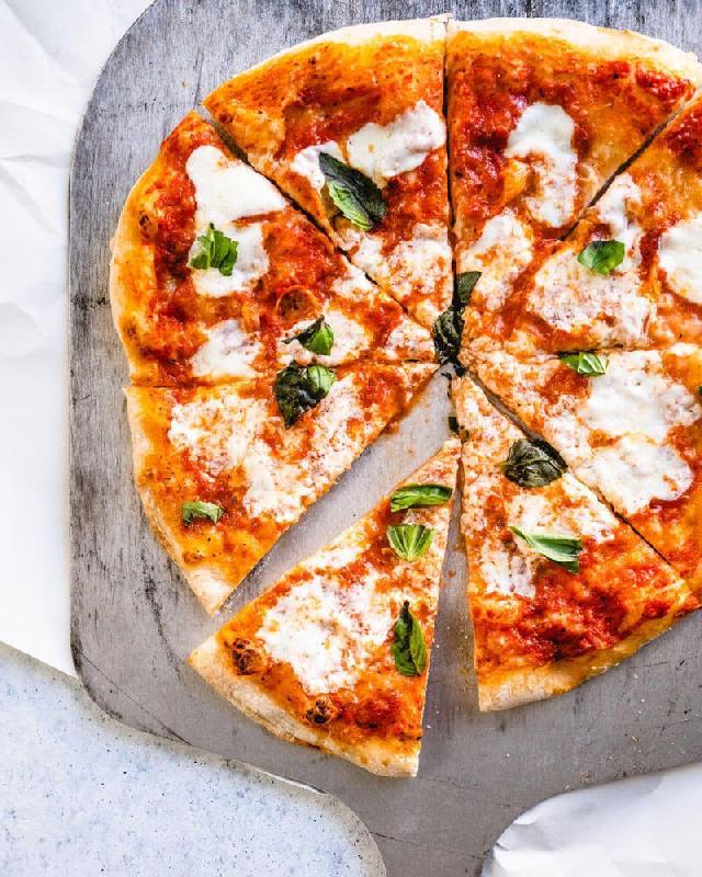 Margarita pizza