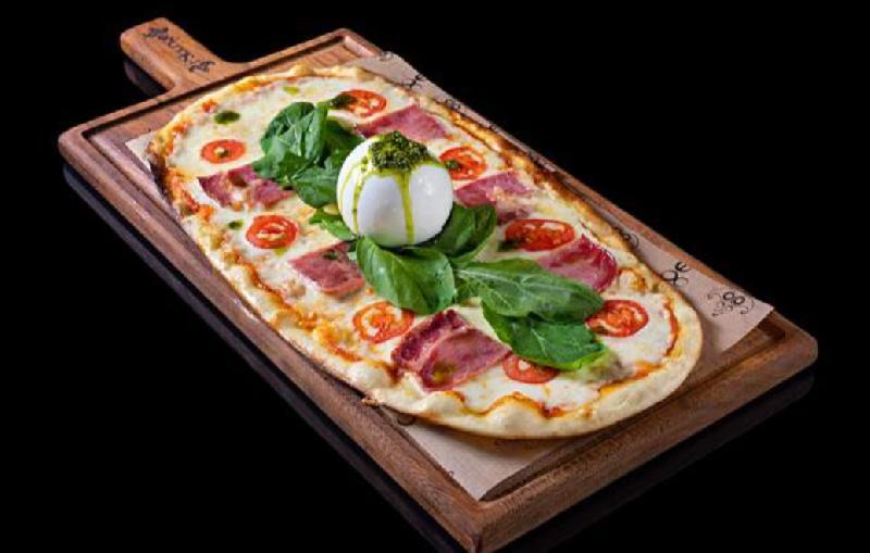 Burrata Pizzetta