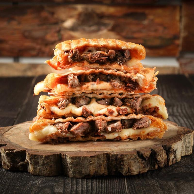 Kavurmalı çıtır tost 