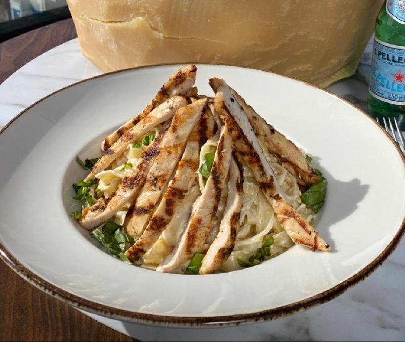 Fettuccine Alfredo 