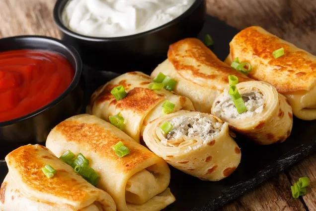 Млинці з куркою та грибами
