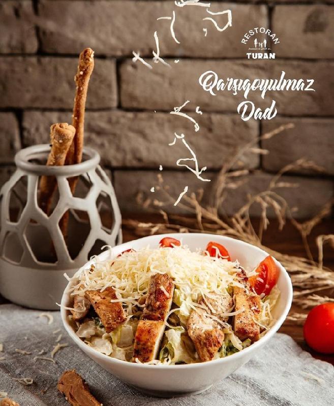 Sezar Salatı