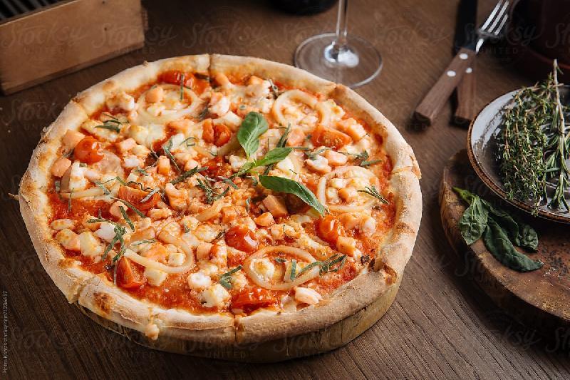 Sea Food Pizza