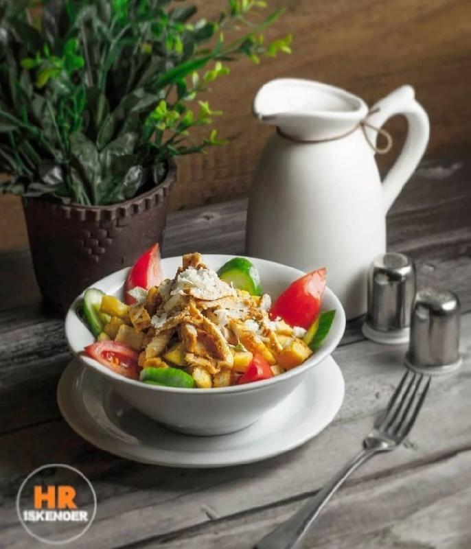 Sezar Salatı