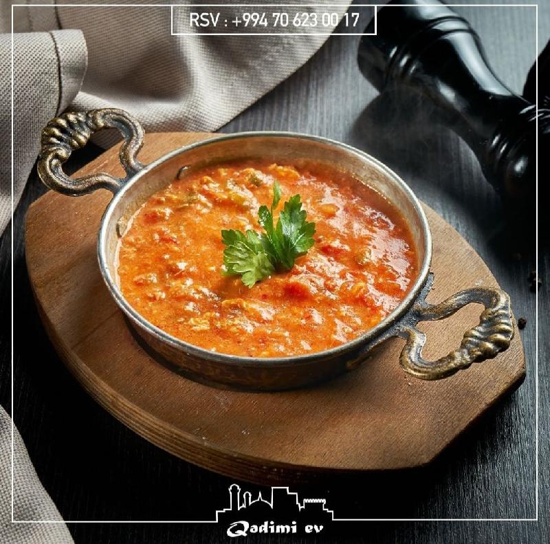 Yumurta-pomidor çığırtması