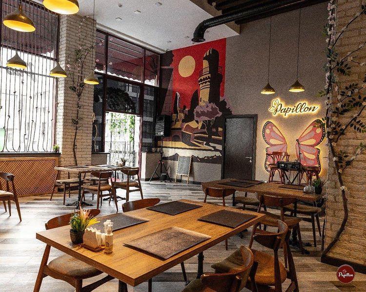 Interior view 0