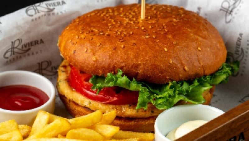 Toyuq burger