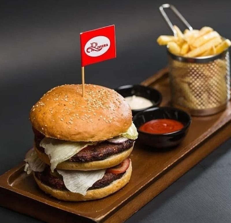 Royal burger
