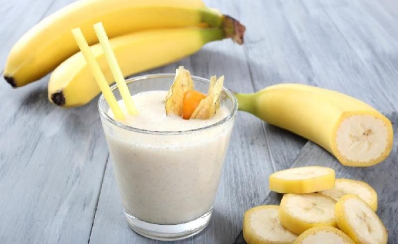 Banana milkshake