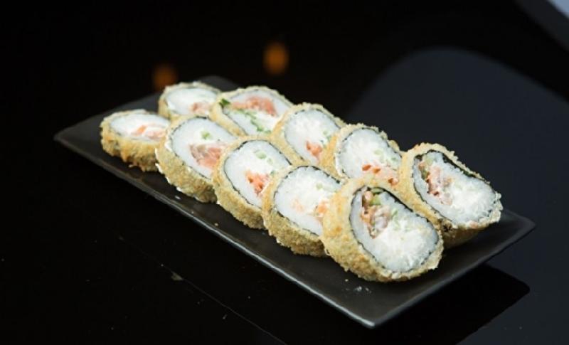 Philadelphia hot tempura roll 8 PCS