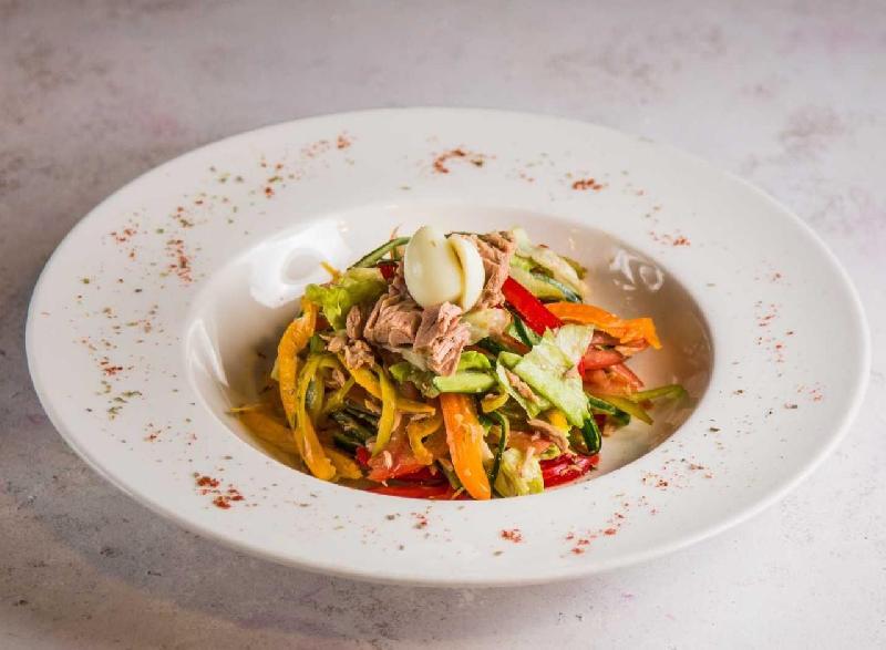 Tuna Salatı 