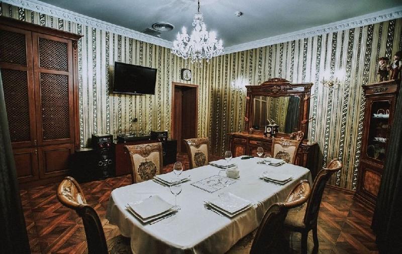 Interior view 1