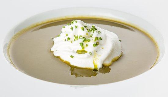 Chardonnay (tokat yaprağı)çorbası