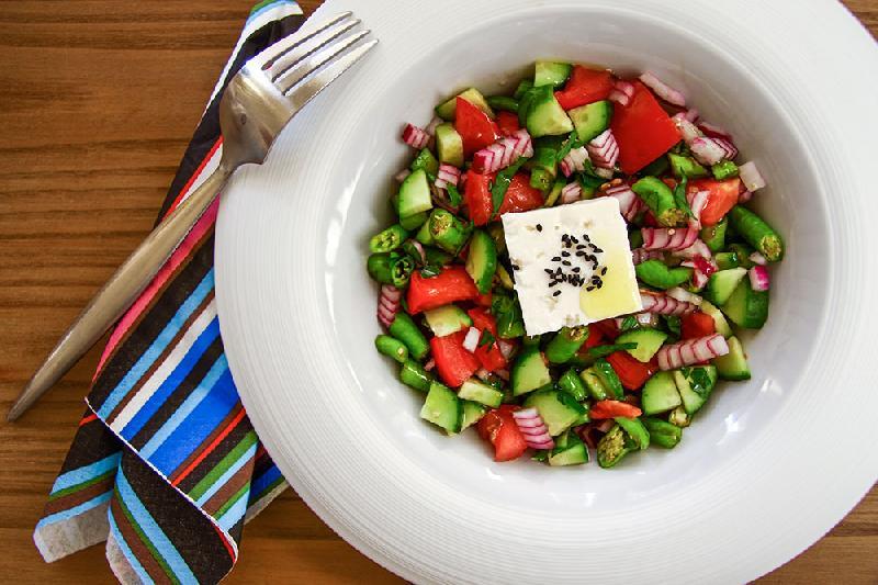 İri kıyım çoban salata 