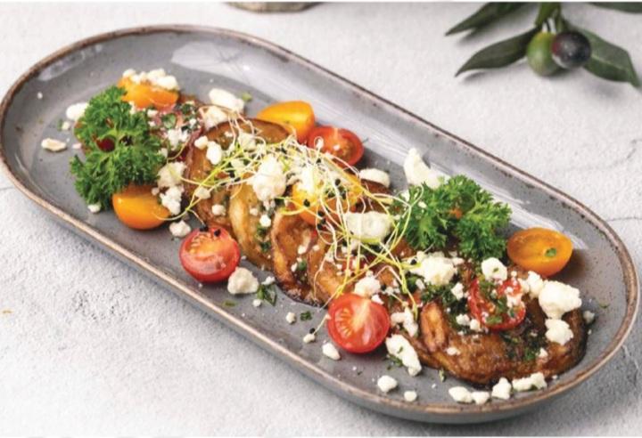 Qızardılmış tərəvəz salatı 