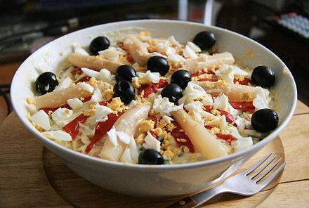 Olivye Salatı