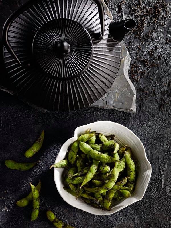 Edamame, Lapsang souchong çayı, tütsülenmiş tuz
