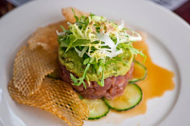 Ton balığı tartar, lime, soya zencefil