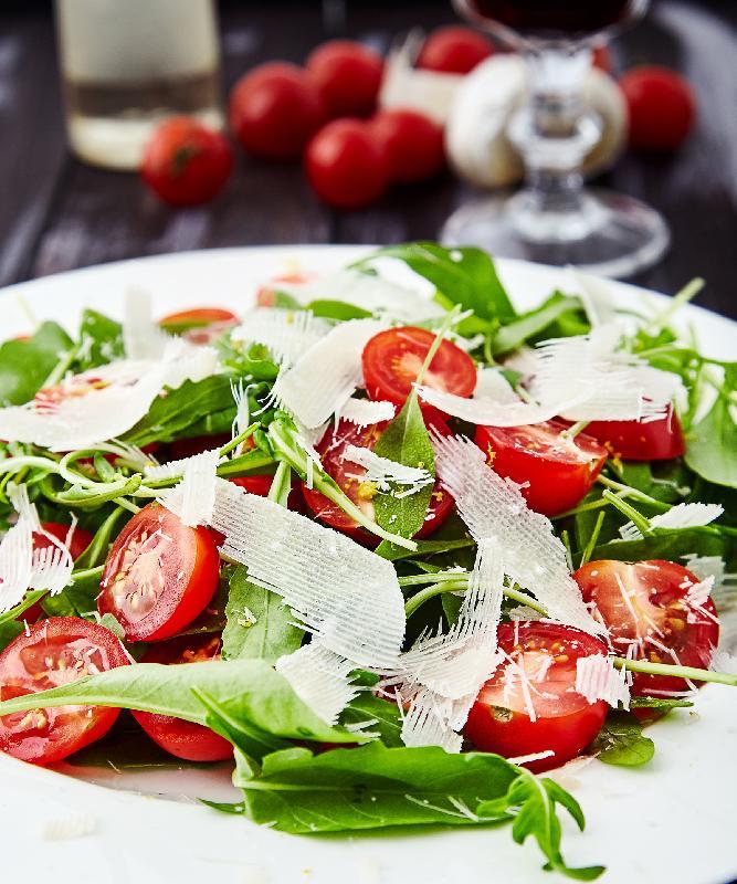 PARMESAN, ARUGULA & TOMATO SALAD