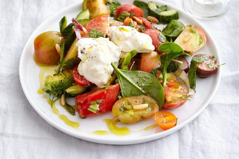 Pembe domates ve  burrata