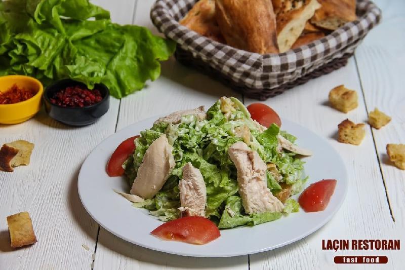 Sezar Salatı