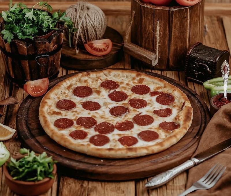 Pizza Sucuqlu
