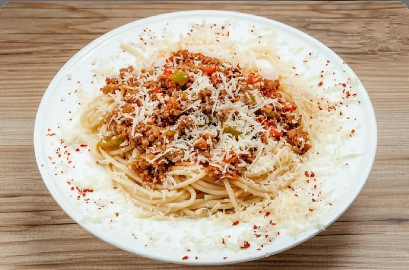 Spagetti bolonez