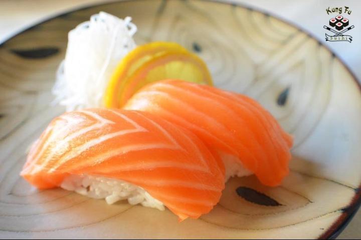 Salmon Nigiri