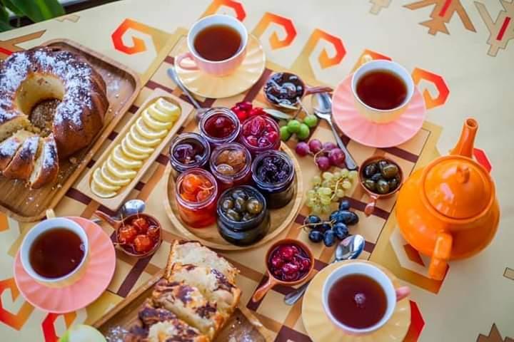 Çay Dəstgahı (Böyük)
