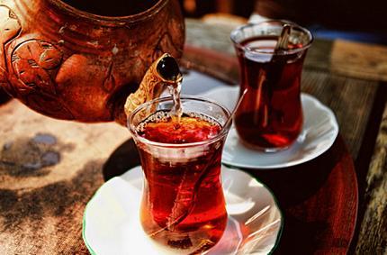 Qara çay mixəklə