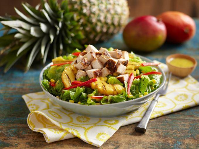 Hisə verilmiş toyuq salatı